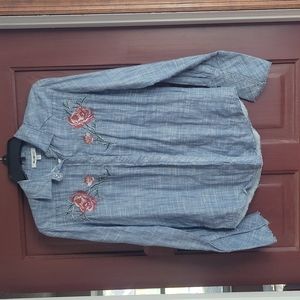 William Rast embroidery shirt size XS